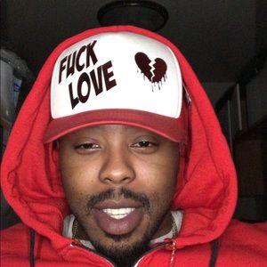 Meet your Posher, Tito